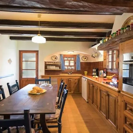 Nord - Typical Majorcan Villa, Private Pool, Bbq, Mediterranean Garden, Petfriendly