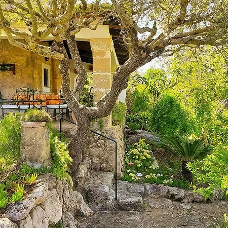 Nord - Typical Majorcan Villa, Private Pool, Bbq, Mediterranean Garden, Petfriendly فيلة