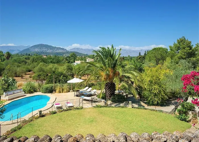 Villa Nord - Typical Majorcan Villa, Private Pool, Bbq, Mediterranean Garden, Petfriendly Pollença