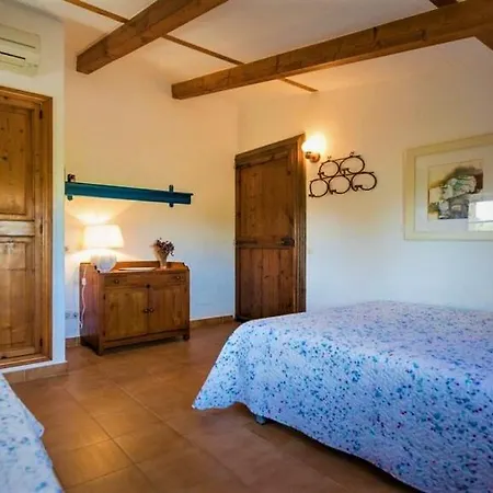 Villa Nord - Typical Majorcan Villa, Private Pool, Bbq, Mediterranean Garden, Petfriendly