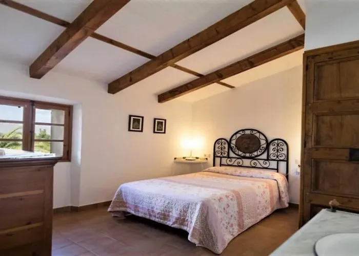 Nord - Typical Majorcan Villa, Private Pool, Bbq, Mediterranean Garden, Petfriendly *