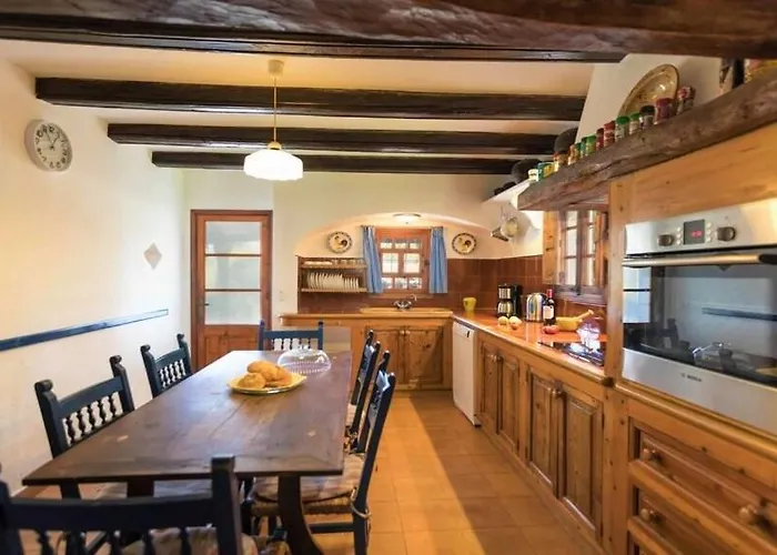 Nord - Typical Majorcan Villa, Private Pool, Bbq, Mediterranean Garden, Petfriendly